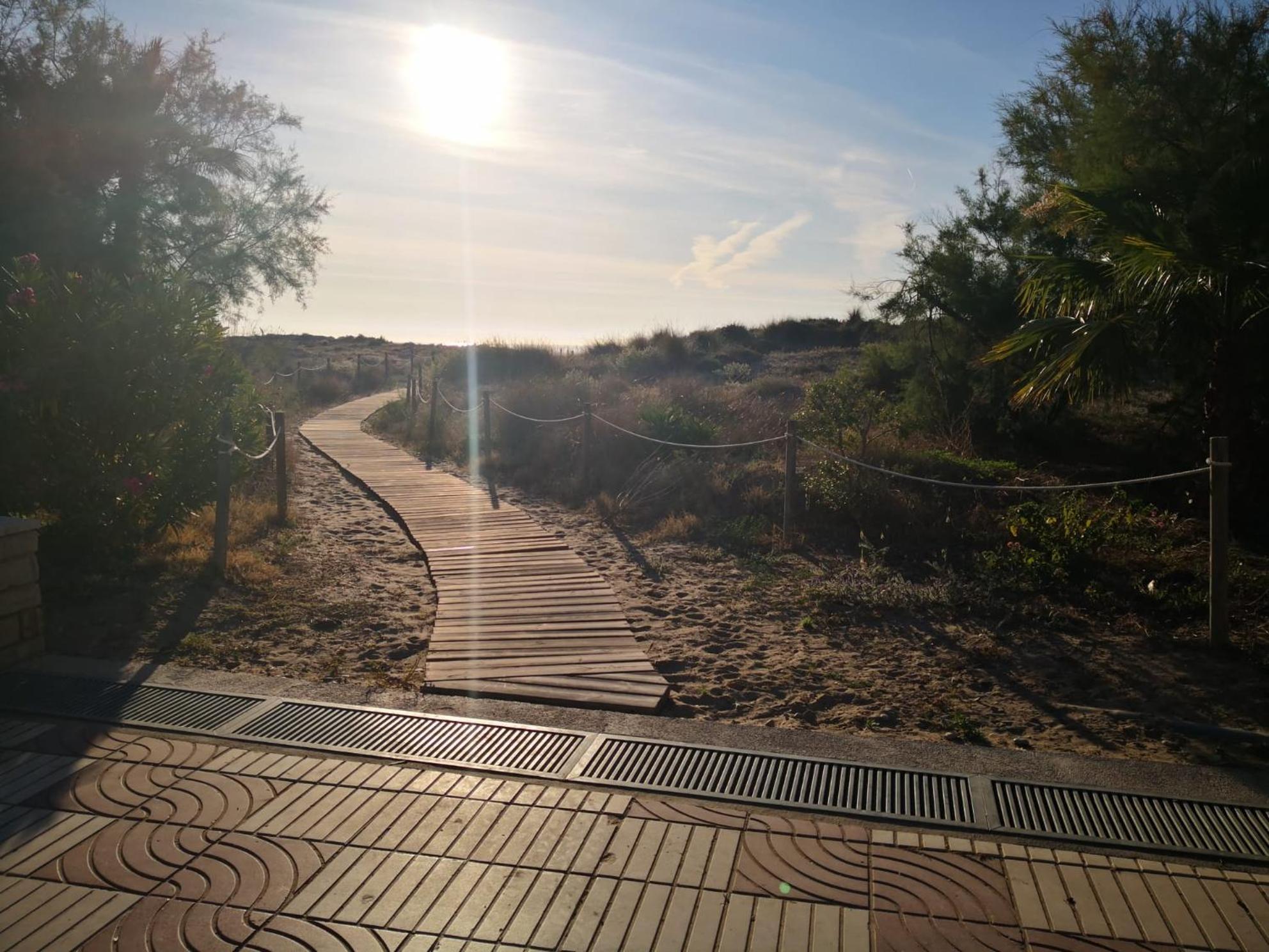 Sea View Apartment, First Line On The Beach, Remote Work Canet d'En Berenguer Eksteriør billede