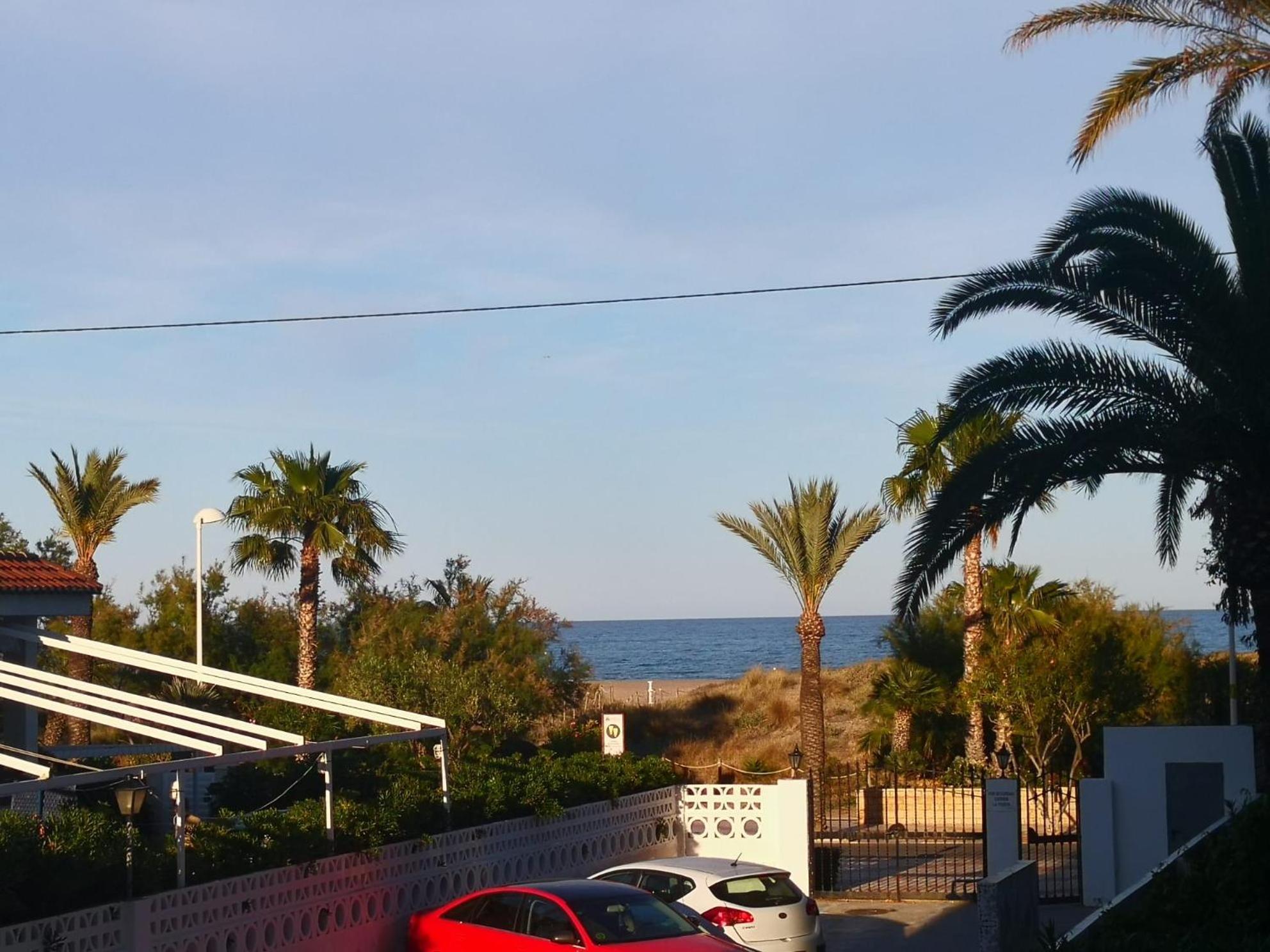 Sea View Apartment, First Line On The Beach, Remote Work Canet d'En Berenguer Eksteriør billede